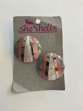 She Shells Honolulu Shell Mosaic Round Stud Earrings Multicolor.